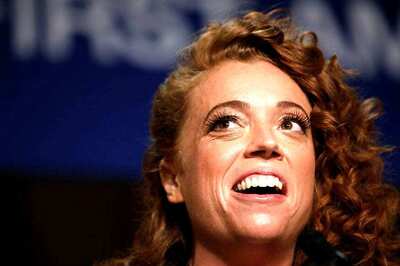 'She Bombed': Trump Gives Thumbs-Down to 'Filthy' Comic Who Roasted His Spokeswoman