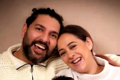 Hazel Keech, Yuvraj Singh Reveal The Name Of Their Son On Father’s Day; See His Adorable Pics