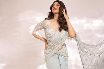 Hansika Motwani Looks Ravishing In Silver Saree At 105 Minutes Trailer Launch