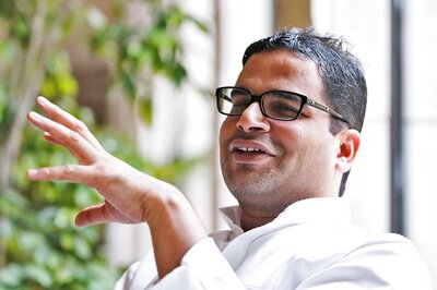 Prashant Kishor Accuses Andhra CM of Circulating Fake News, Says It's Time to Bid 'Babu' Adieu