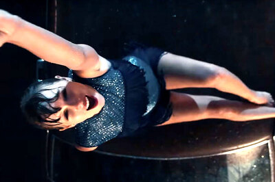 Taylor Swift Shows Off Goofy, Loving Dance Moves In 'Delicate' Video From Reputation