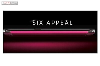 The first official look at the Samsung Galaxy S6 gives a glimpse of a curved side display