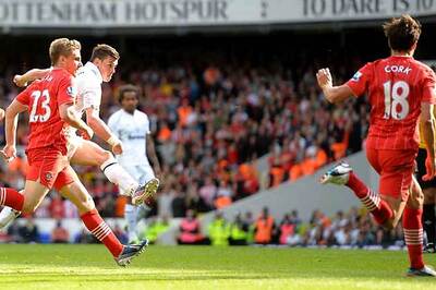 Gareth Bale rescues Spurs, Wigan boost survival hopes