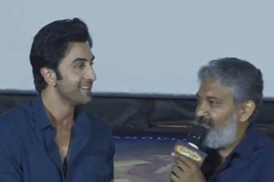 Ranbir Kapoor Falls On SS Rajamouli's Feet, Speaks In Telugu At Brahmastra Teaser Launch; Watch