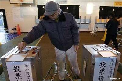 Japan's next PM must cope with China, economy