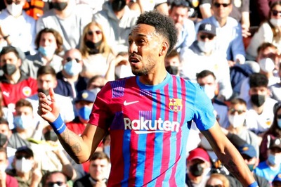 La Liga: Pierre Emerick-Aubameyang Double Fires Barcelona Past Valencia, Sevilla Slip Up