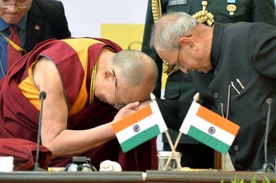 China Objects to Pranab Mukherjee's Meeting With Dalai Lama