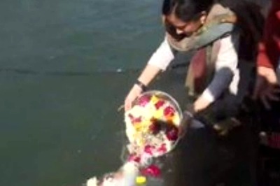 Final Goodbye: Gen Bipin Rawat’s Daughters Immerse Parents' Ashes in Ganga in Haridwar