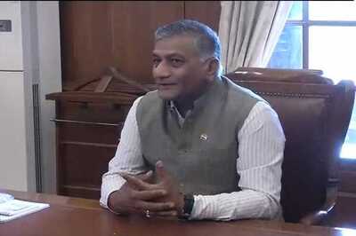 AAP files complaint against VK Singh for his controversial dog remarks