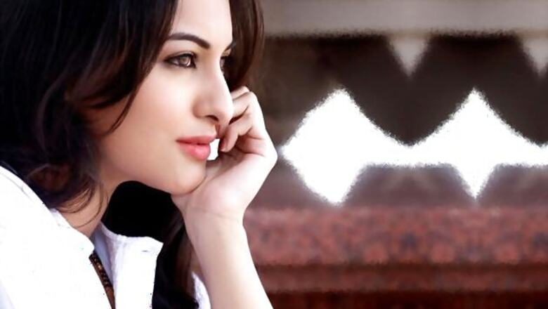 Would love to play Madhubala or Meena Kumari in a biopic: Sonakshi Sinha