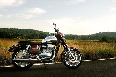 BS-VI Compliant Jawa 42 and Classic Motorcycles Launched in India, Price Increased by Rs 10,000