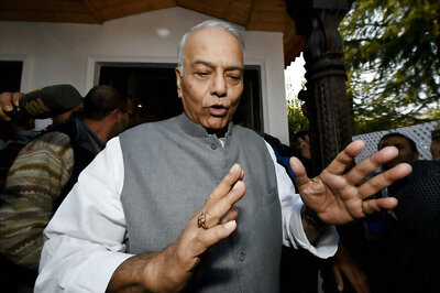 Yashwant Sinha's Protest for Farmers Issues an Alarm Bell for Govt, Says Shiv Sena