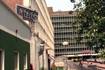 Ramadoss rescinds registrar's transfer