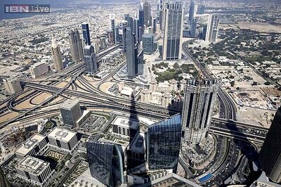 Indians prefer Dubai, Bangkok outings for V-Day: Survey