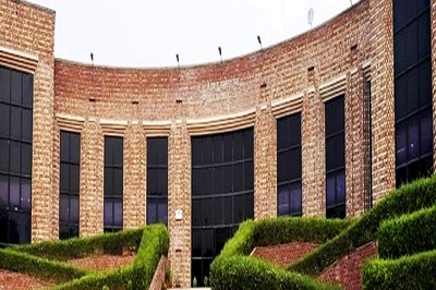 JNU Extends COVID-19 Restrictions on Campus till August 23