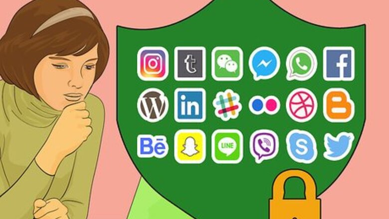 How to Talk About Your Trip on Social Media