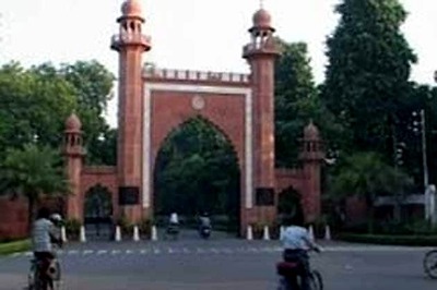 BJP demands rollback of AMU mandatory Urdu course move