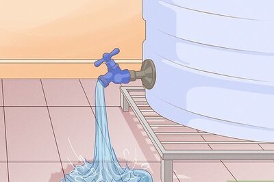How to Clean a Plastic Water Tank