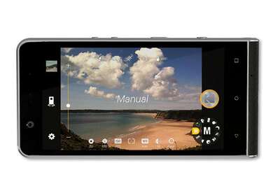 Kodak Shows Off Ektra Android Smartphone With 21MP D-SLR-like Camera