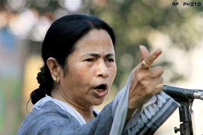Mamata to skip Modi's swearing-in, will send 2 TMC leaders instead