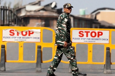 3 People with Links to Lashkar Arrested for Killing Salesman in Srinagar