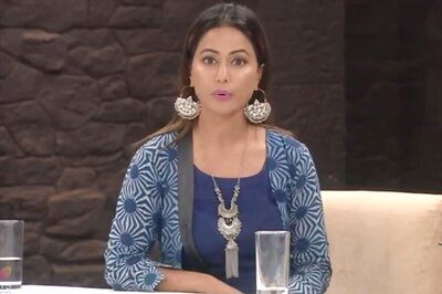 Bigg Boss 11: Twitter Seems Convinced With Hina Khan Being Termed 'Mohalle Ki Aunty' On The Show