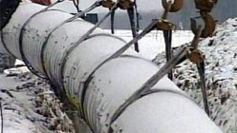 Insurgents blow up oil pipeline in Assam