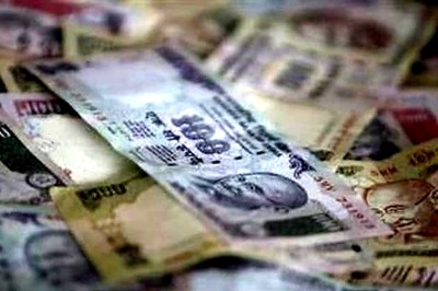 Rupee falls ahead of interim budget, opens at  62.02 vs dollar