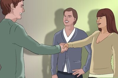 How to Meet and Date a Girl in College