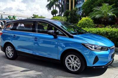 BYD E6 All-Electric MPV Launched in India, Price Starts at Rs 29.15 Lakh