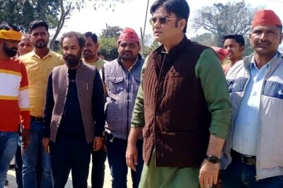 Bollywood to Barabanki: Actor Faizan Kidwai Campaigns for Father Fareed Mahfooz Kidwai in Ramnagar Seat