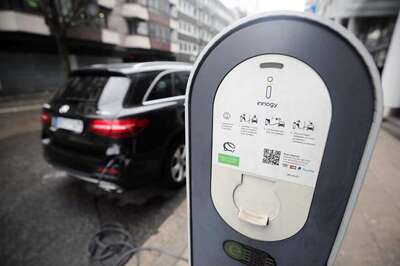 New Electric Car Battery Can be Fully Charged Upto 360 Km in Just 10 Minutes