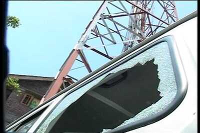 Mobile connectivity disrupted in Kashmir as telecom providers shut services after repeated attacks