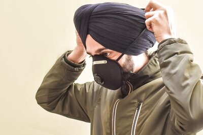 City of Toronto Apologizes To Global Sikh Body Over ‘No Beard’ Rule, Allows ‘Under-Mask Beard Covers’