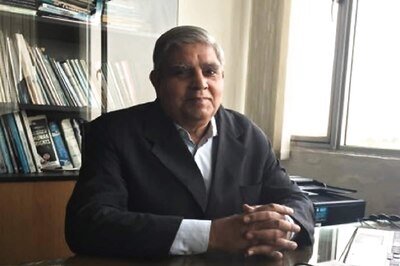 TMC MP Demands Removal of Bengal Gov Over His Tweets Against Kolkata Police Making Arrests in Graft Case