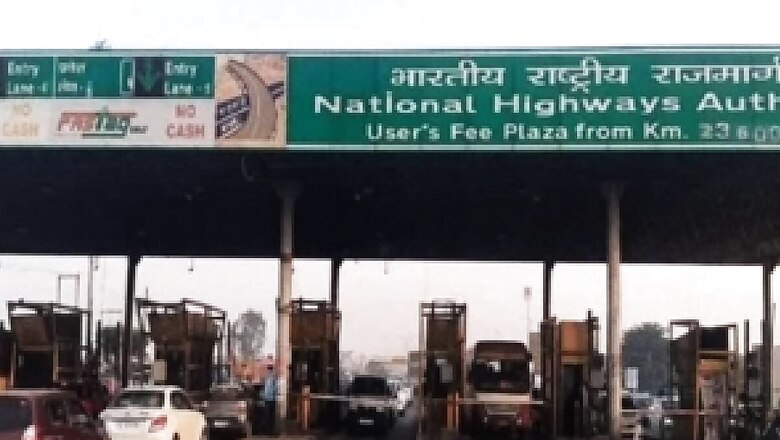 Govt to Replace Existing Highway Toll Plazas with GPS-based System in Next 6 Months: Nitin Gadkari