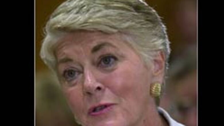 Hillary's aide quits after racial comments on Obama