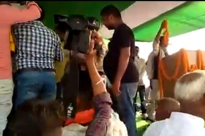 Stage Collapses at Campaign Rally of Tej Pratap Yadav's Estranged Father-in-Law in Bihar's Vaishali