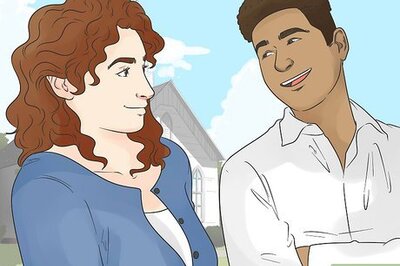 How to Not Be Clingy but Still Show Interest