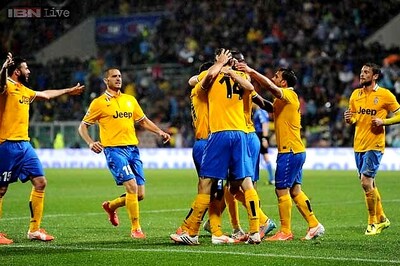 Juventus beat Sassuolo 3-1 to move closer to Serie A title