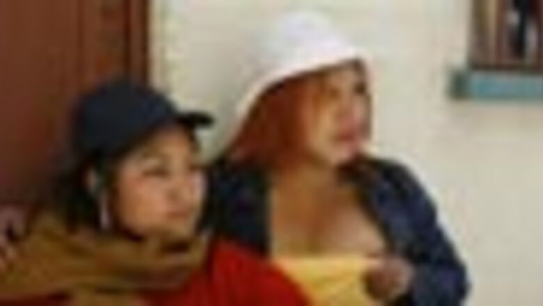 Prostitutes sew lips during hunger strike