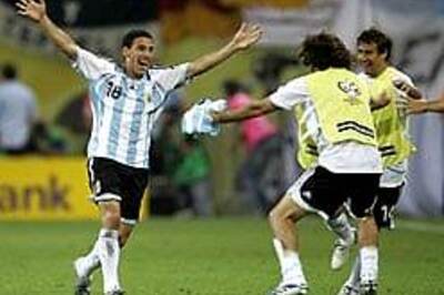 Argentina beat Mexico in extra time