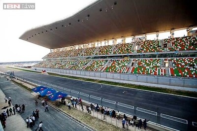 BIC's long pit-lane pushes teams for fewer stops: Xevi Pujolar