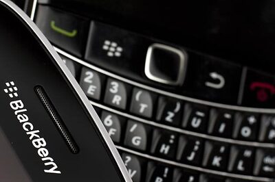 Lenovo plans to buy BlackBerry-maker RIM