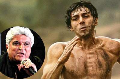 Javed Akhtar Reviews Chandu Champion, Calls Kartik Aaryan a 'Delightful Surprise' In Kabir Khan Film