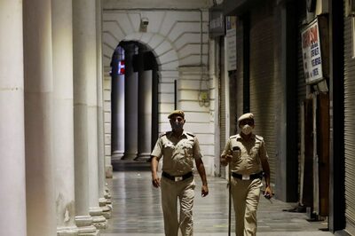 Delhi Weekend Curfew Kicks in; Metro at 15-Min Gap, Markets to Stay Shut; Details Here