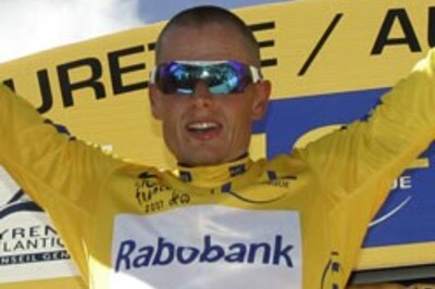 Rasmussen sacked, out of Tour de France