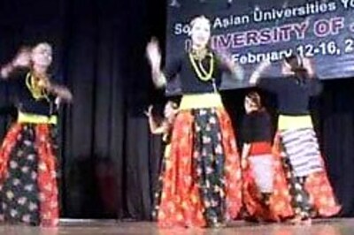 Students bring peace message to J&K