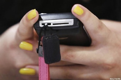 Bihar panchayat bans use of mobile phones by girls