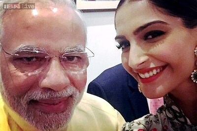 Snapshot: Sonam Kapoor clicks 'best selfie ever' with Prime Minister Narendra Modi